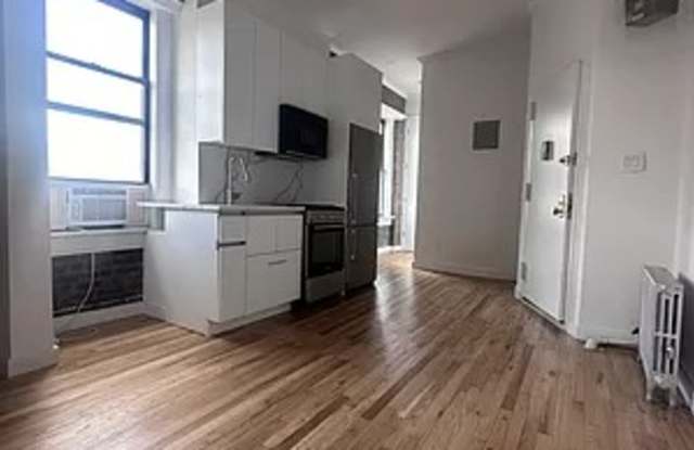 80 Clinton St - 80 Clinton Street, New York City, NY 10002