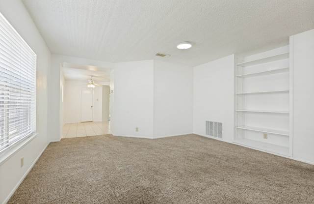 13114 REGENCY WAY Gallery 3