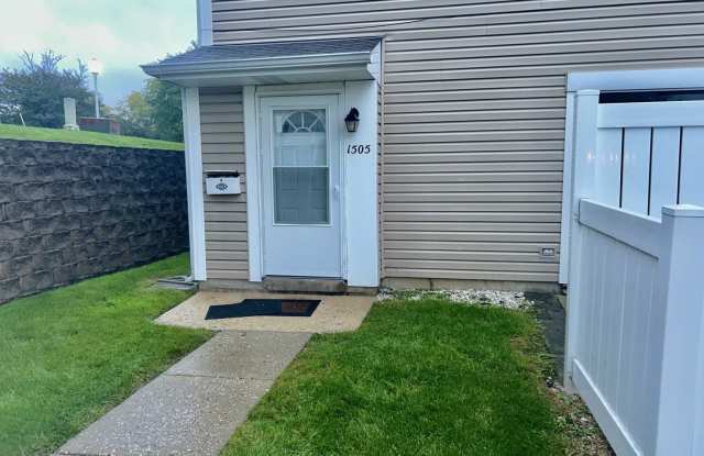 1505 Cornell Court Gallery 3