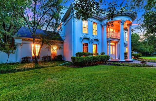 3405 Windsor Court Gallery 2