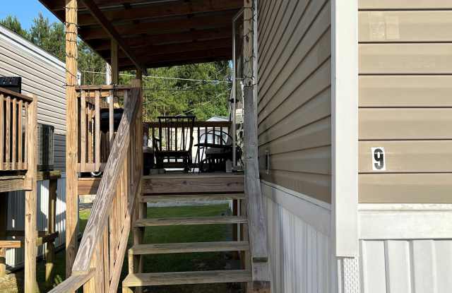 422 Tate Rd - 422 Tate Road, Denham Springs, LA 70726