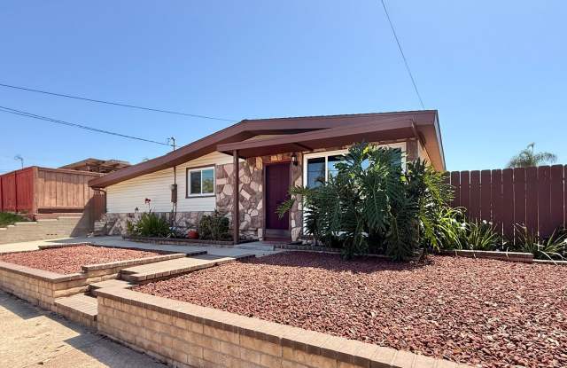 Three bedroom, two bathroom home with BONUS room! photos photos