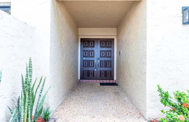 6876 Palmar Ct Gallery 3