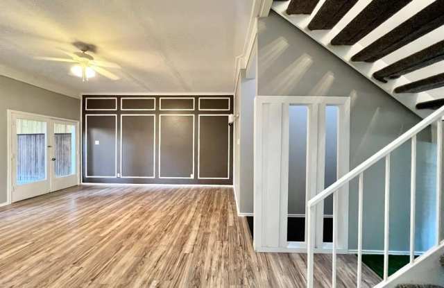 2252 Jackson Circle - 2252 Jackson Circle, Carrollton, TX 75006