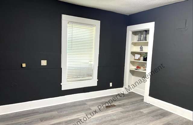 4196 Mikado Avenue photos photos