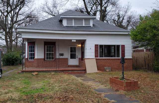 427 North 13th Street - 427 North 13th Street, Muskogee, OK 74401