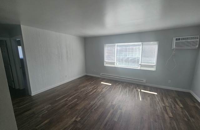 1731 La Cres St Gallery 2
