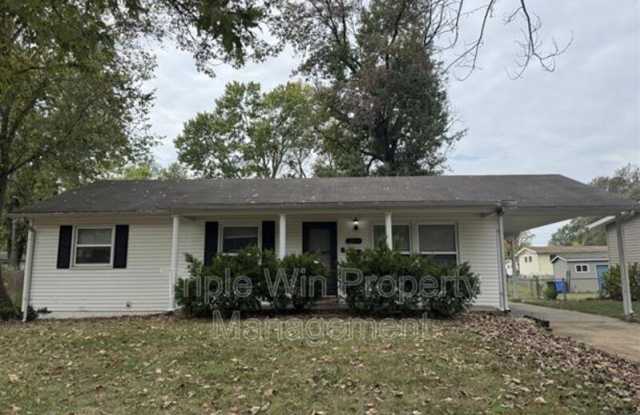 220 Falcon Dr photos photos