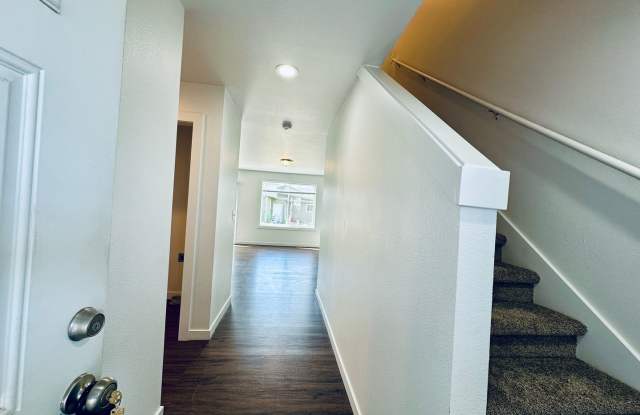 Half month rent off Gallery 4