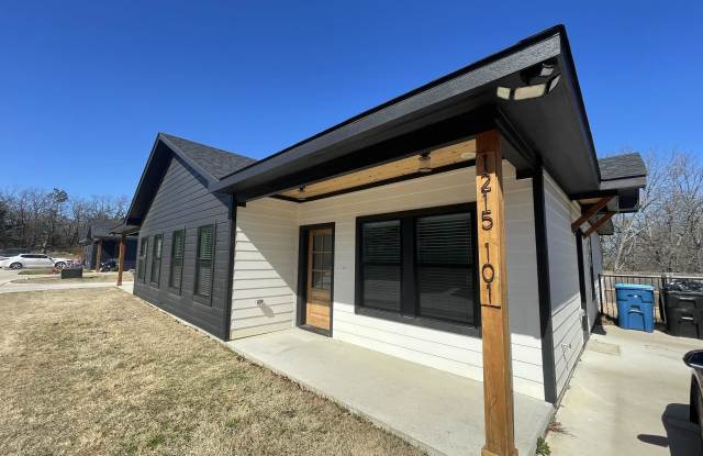 1215 Oak Drive #101 photos photos