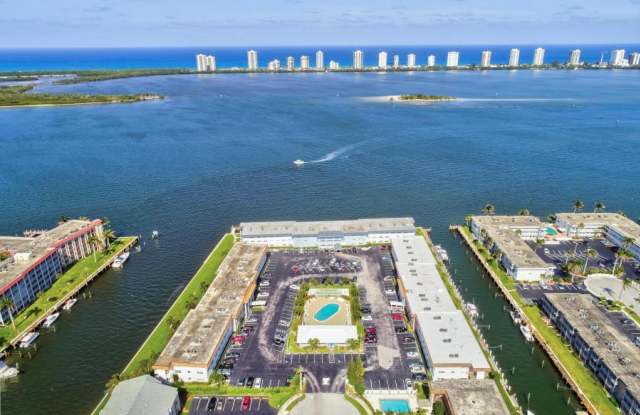 100 Shore Court photos photos