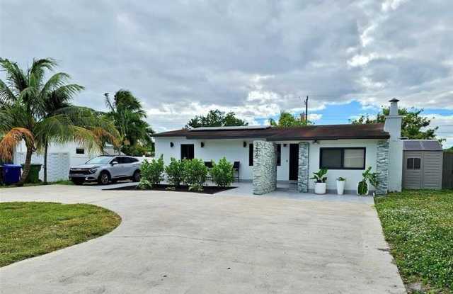 3450 Berkeley Blvd - 3450 Berkeley Boulevard, Fort Lauderdale, FL 33312 3450 Berkeley Blvd - 3450 Berkeley Boulevard, Fort Lauderdale, FL 33312