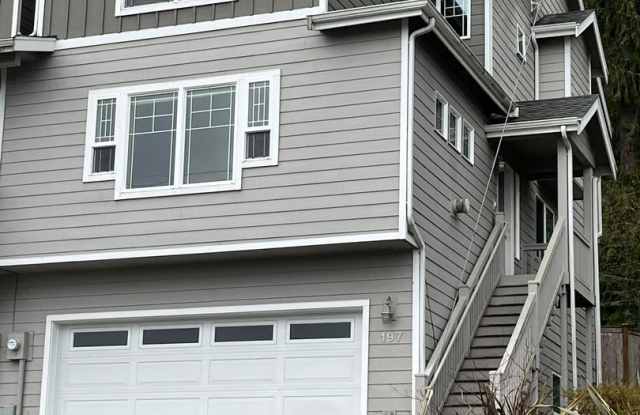 3 Story, Large Home, Next to a Park with Views of the City! photos photos