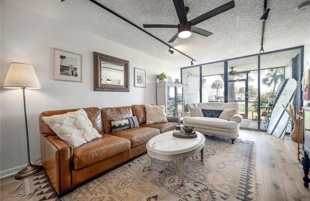 2424 W TAMPA BAY BOULEVARD photos photos