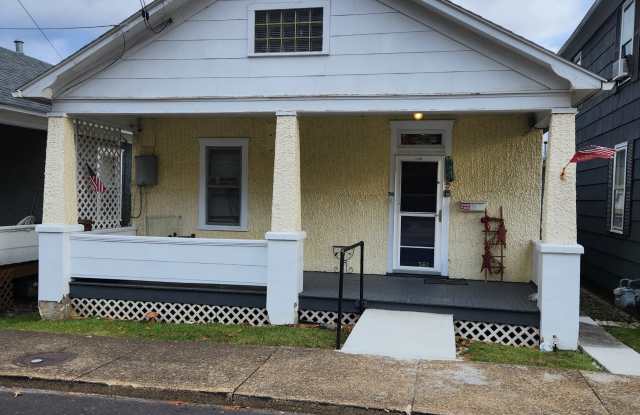 626 West Piedmont Street, Keyser WV 26726 photos photos