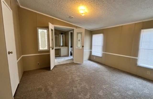 3 Bed 2 bath home for rent Gallery 4