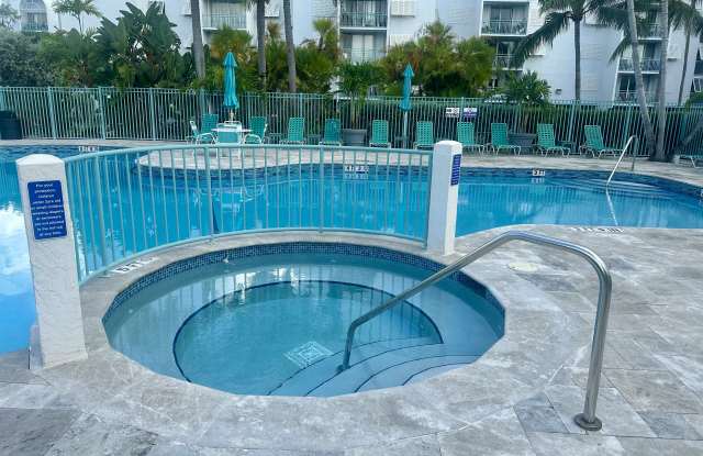 3675 Seaside Dr Gallery 2