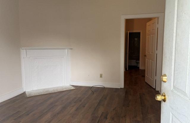 818 West 35th St. photos photos 818 West 35th St. photos photos