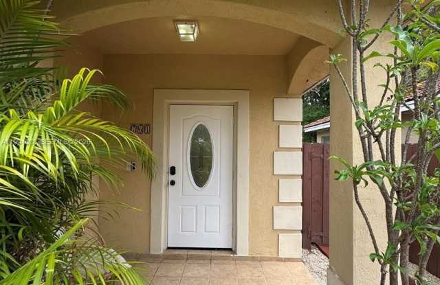 761 NW 24th Ct photos photos