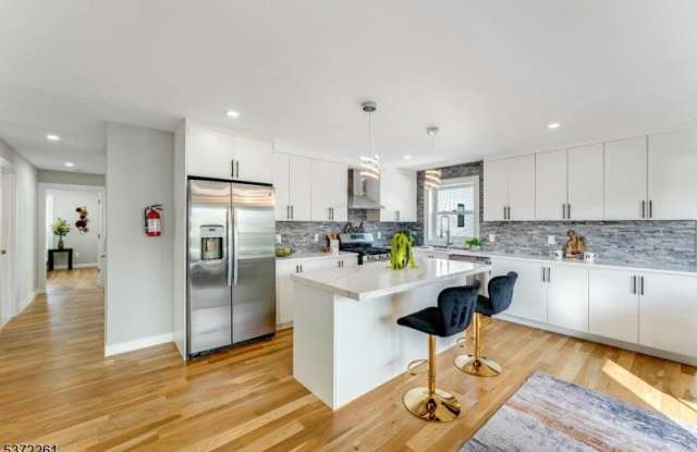 937 Worth Ave - 937 Worth Avenue, Linden, NJ 07036