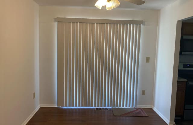 2338 WOODBERRY Drive Gallery 3