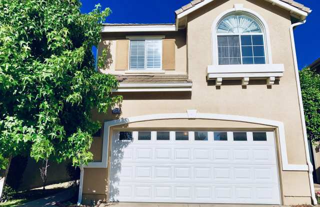 2892 Capella Way Gallery 2