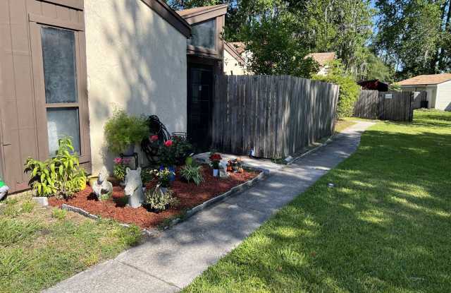 10711 WHISPERING WOODS Place unit: 2 photos photos