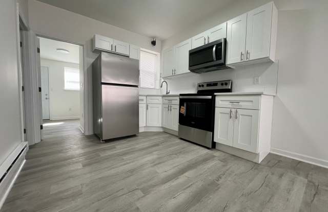 Stunning 3-Bedroom Townhome in Point Breeze! Available NOW! photos photos