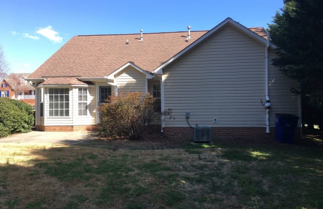 3040 Kaymoore Drive Gallery 2