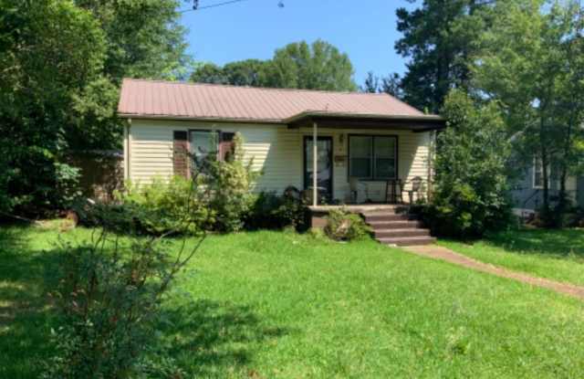 9 Lessor Dr - 9 Lessor Drive, Childersburg, AL 35044