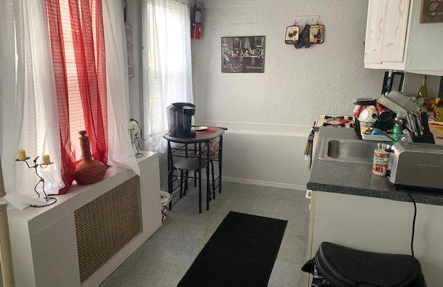 339 Cliffwood Avenue W Gallery 2