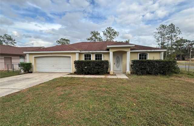 1 SILVER WAY COURT - 1 Silver Way Court, Silver Springs Shores, FL 34472