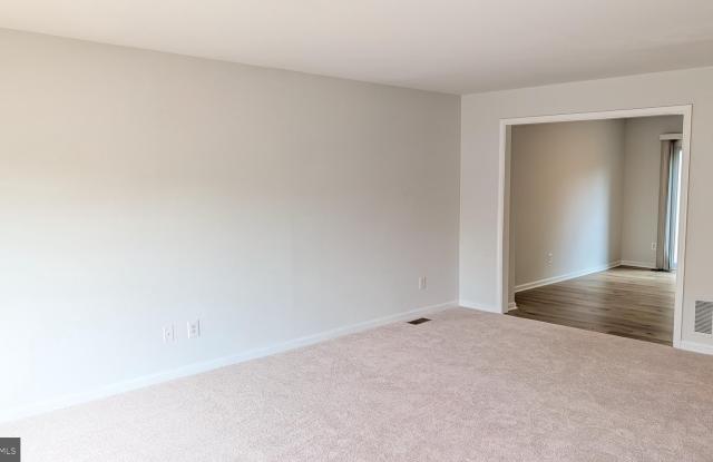 43543 PLANTATION Terrace Gallery 3