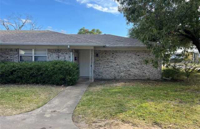 2209 N Woods Street photos photos 2209 N Woods Street photos photos