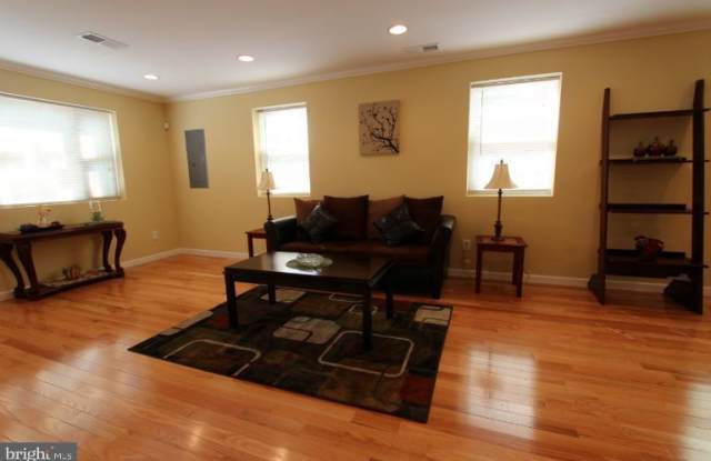 914 46TH STREET NE Gallery 2