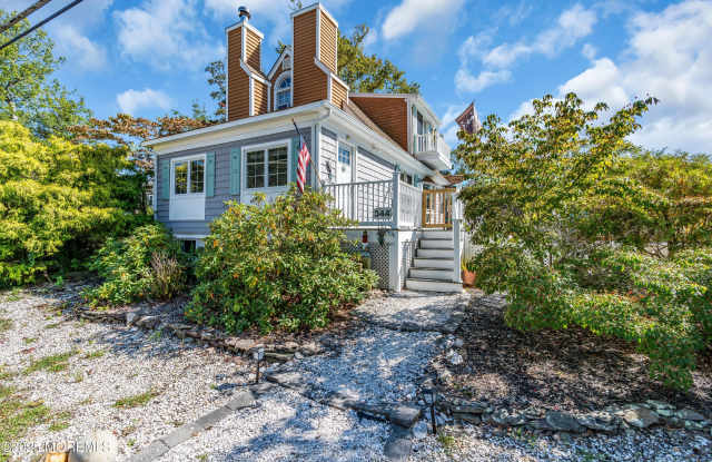 344 E Point Pleasant Avenue Gallery 3