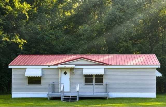 3 Bedroom 2 Bathroom Manufactured Home Rental Gallery 3
