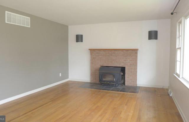93 GREAT LAKE Drive Gallery 3