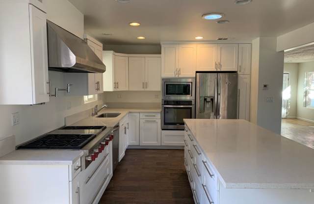 6957 Aldea Ave. Gallery 4