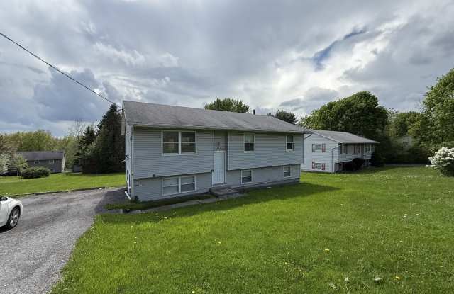 173 Snyder Hill Rd. Upper photos photos