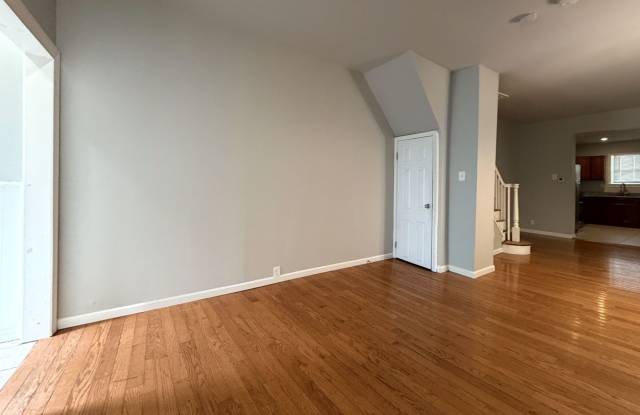 1620 S 22nd St. 4 bedroom 2 bathroom House Gallery 3