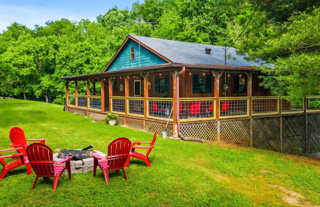 1564 Providence Rd photos photos