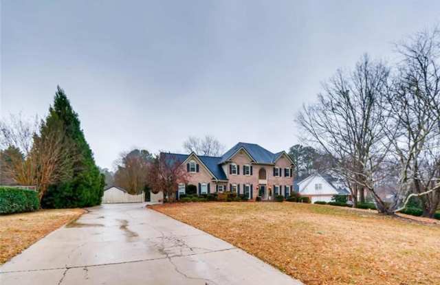 5000 Spruce Bluff Drive Gallery 3