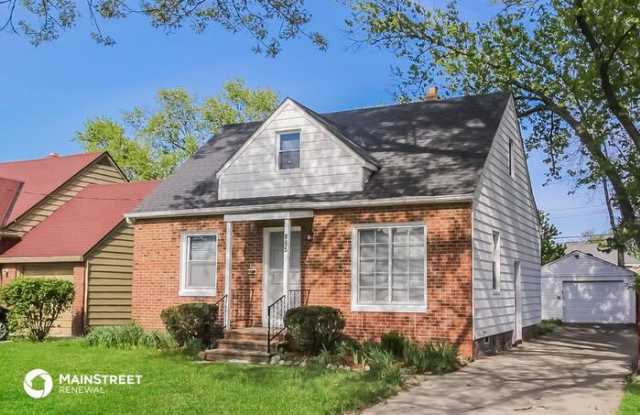 855 East 260th Street - 855 East 260th Street, Euclid, OH 44132