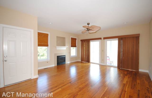 318 Columbia Avenue #1 Gallery 2