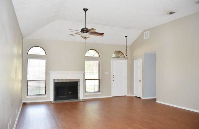 112 Cherrybark Drive Gallery 2