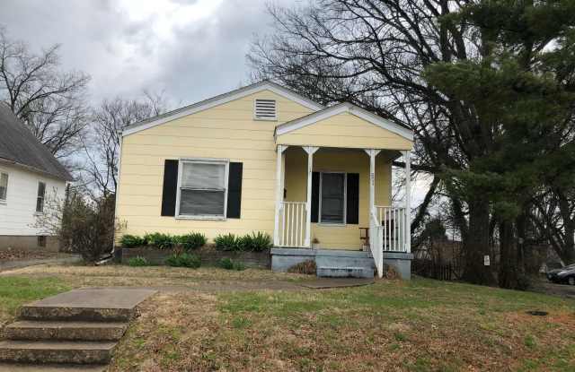 805 Henderson St, 1 - 805 Henderson Avenue, Cape Girardeau, MO 63701