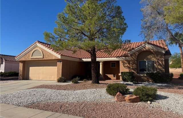 2449 Desert Glen Drive Gallery 2