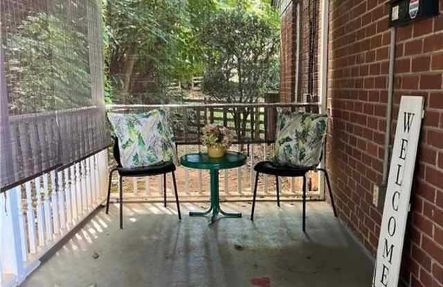 388 Ashley Avenue NE Gallery 4