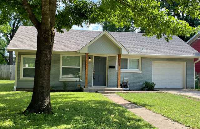**Application Received ** Available Now! Charming 4-Bedroom Home with Modern Kitchen & Spacious Backyard photos photos